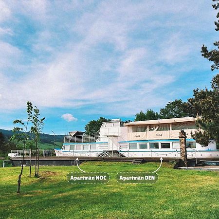 Unique Boat Apartments By Lake - Kajuta 1958 Námestovo エクステリア 写真